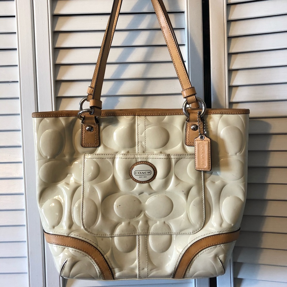 Coach shoulder bag
